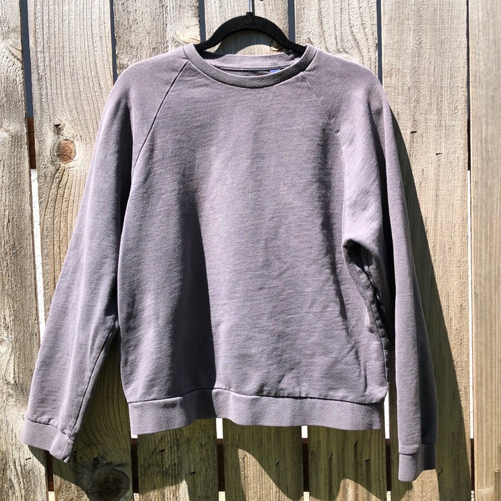 Vintage Gap Crewneck Sweatshirt- Size M (see description about fit and gender)